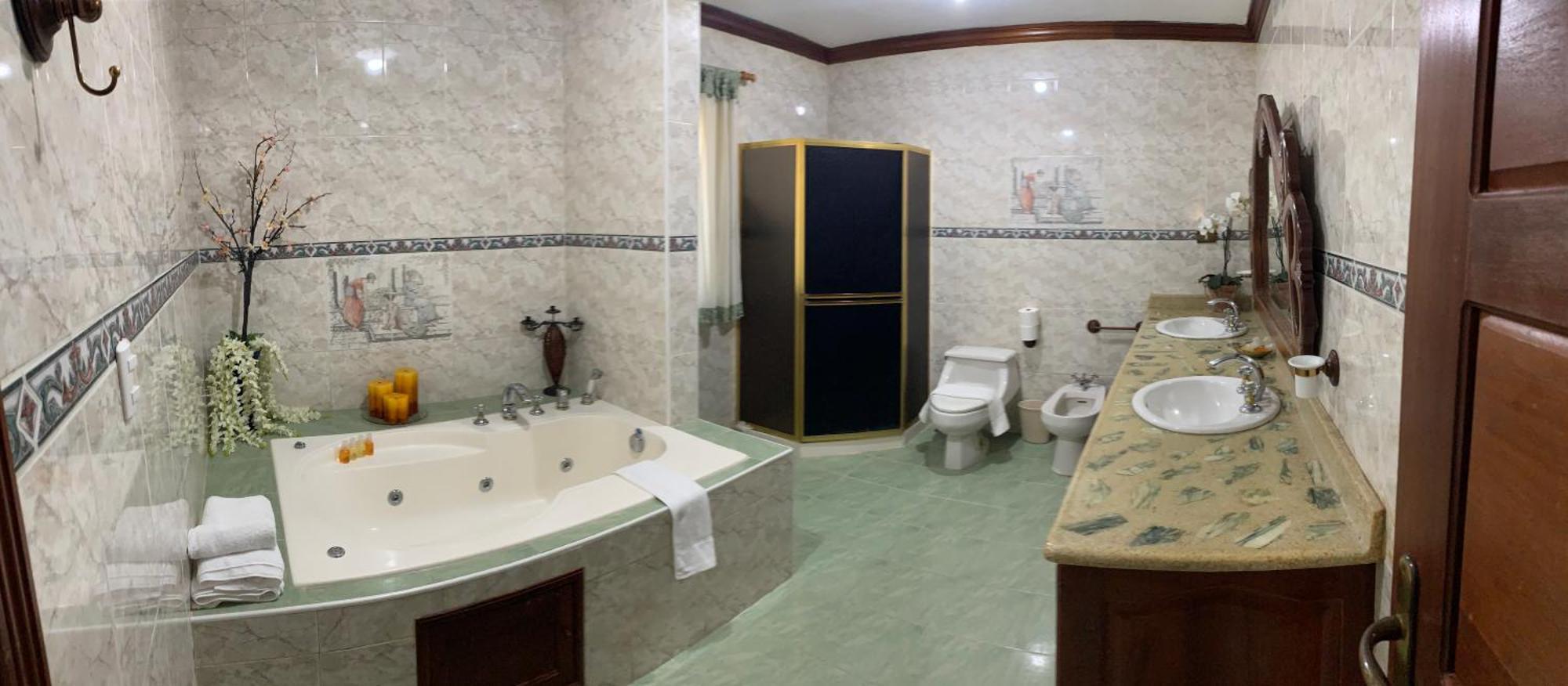 נגואה Hotel Juliana מראה חיצוני תמונה