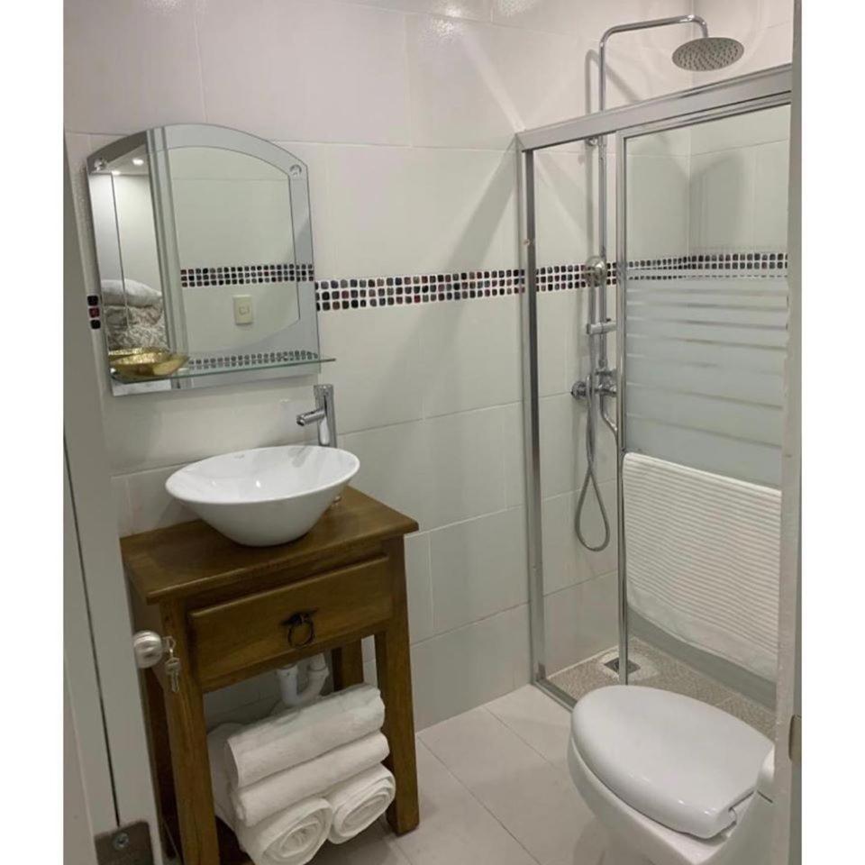 נגואה Hotel Juliana מראה חיצוני תמונה