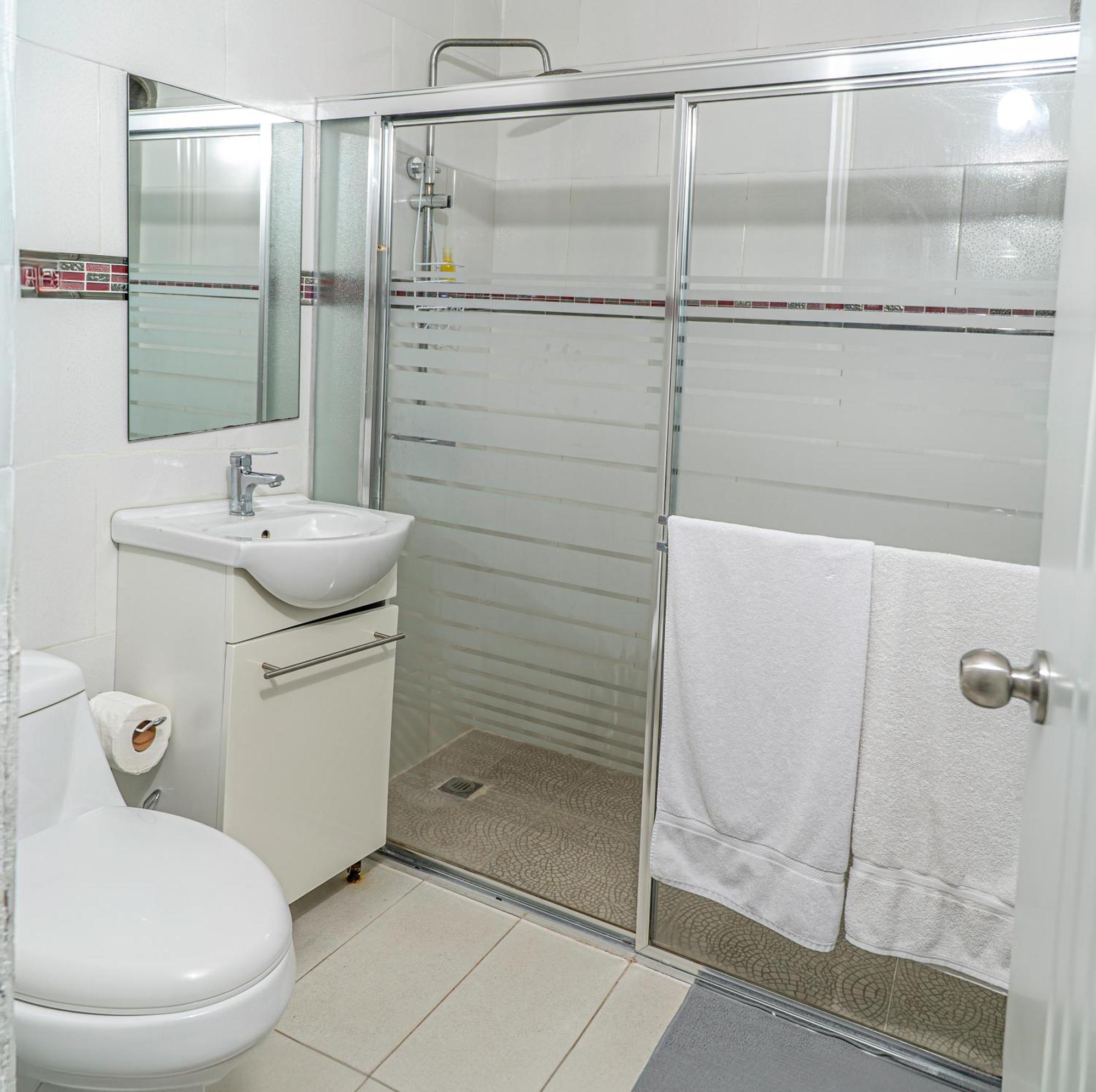 נגואה Hotel Juliana מראה חיצוני תמונה