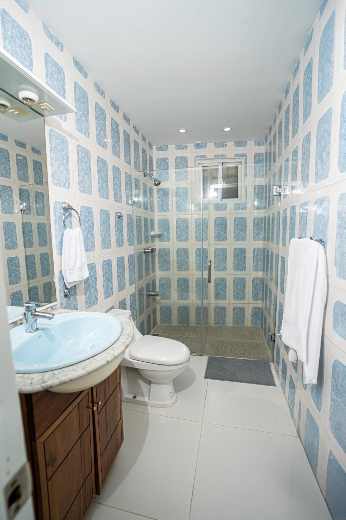נגואה Hotel Juliana מראה חיצוני תמונה