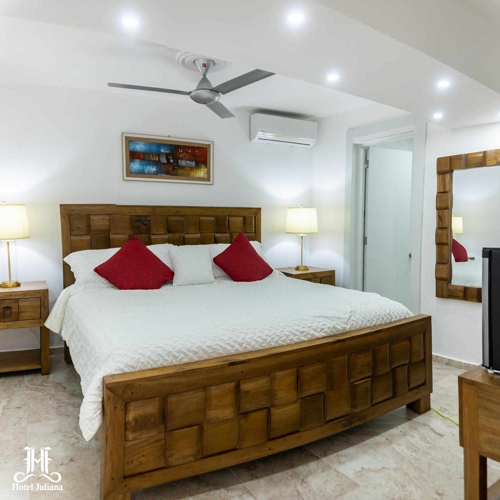 נגואה Hotel Juliana מראה חיצוני תמונה